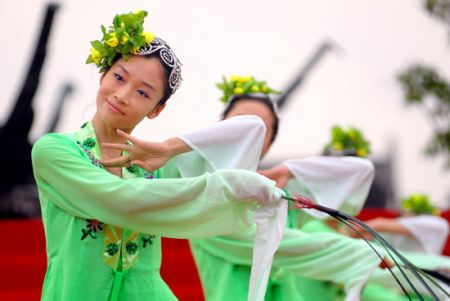 (miniature) jolies danseuses chinoises