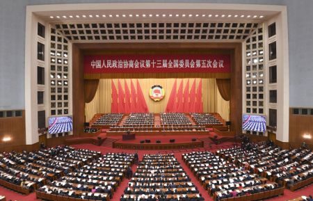 (miniature) La cinquième session du 13e Comité national de la Conférence consultative politique du Peuple chinois (CCPPC) est ouverte au Grand Palais du Peuple à Beijing