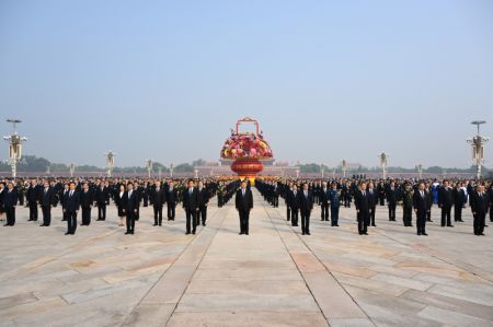 (miniature) Xi Jinping et d'autres dirigeants du Parti communiste chinois et de l'Etat dont Li Keqiang