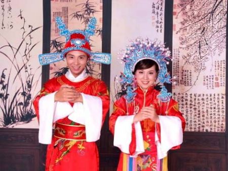 (miniature) Tenue de mariage chinoise traditionnelle