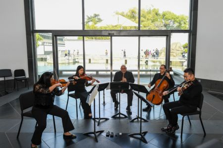 (miniature) Des musiciens de l'Orchestre de Philadelphie jouent au Musée de Suzhou