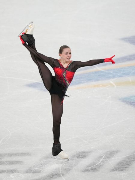 (miniature) Kamila Valieva du Comité olympique russe lors de l'épreuve de patinage artistique des Jeux olympiques d'hiver de Beijing 2022 à Beijing