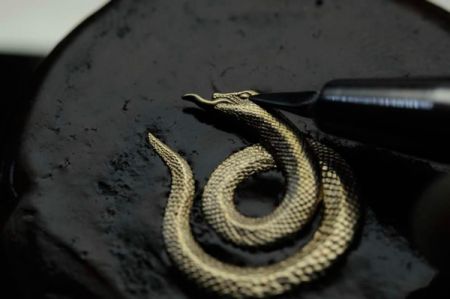 (miniature) Luxe : une montre Vacheron Constantin pour le Nouvel an chinois du Serpent