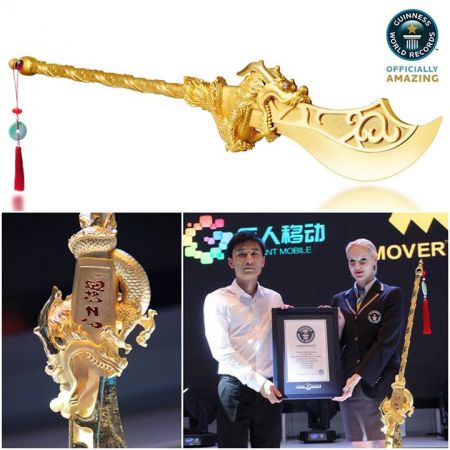 (miniature) Record : Une arme traditionnelle chinoise en or d'une valeur de 3 millions d'euros