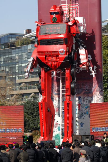(miniature) Robot Transformers camion de pompier