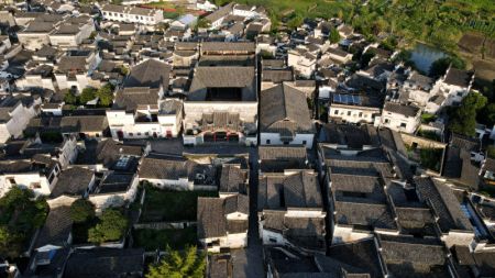 (miniature) Les rues et maisons anciennes dans le village de Xidi du district de Yixian