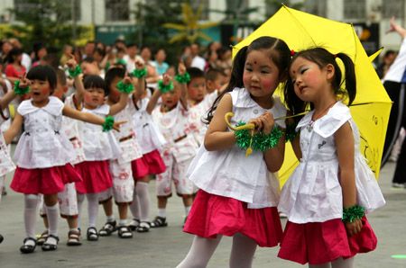 (miniature) migonnes petites filles chinoises
