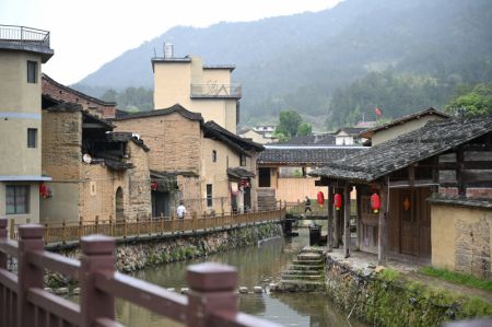 (miniature) Paysage du village de Beiqian du bourg de Daixi