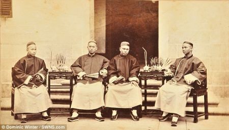 (miniature) 50.500 euros pour des photos de Chine prises dans les années 1860
