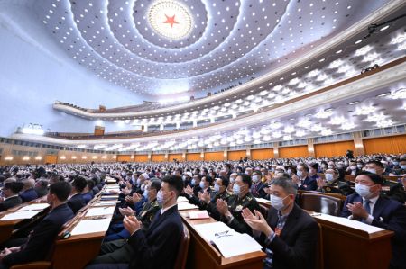 (miniature) La réunion d'ouverture de la première session du 14e Comité national de la Conférence consultative politique du peuple chinois (CCPPC) se tient au Grand Palais du Peuple