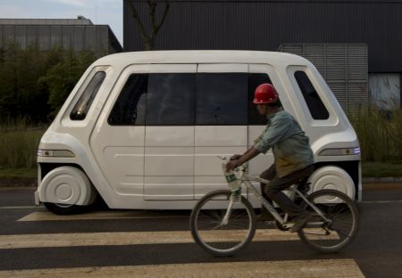 (miniature) Chine : la voiture autonome par Vanke