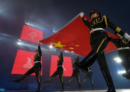 (miniature) drapeau chinois porté par l'armée