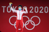 Photo Jeux olympiques de Tokyo : la Chinoise Hou Zhihui remporte l'or de l'haltrophilie 49 kg dames